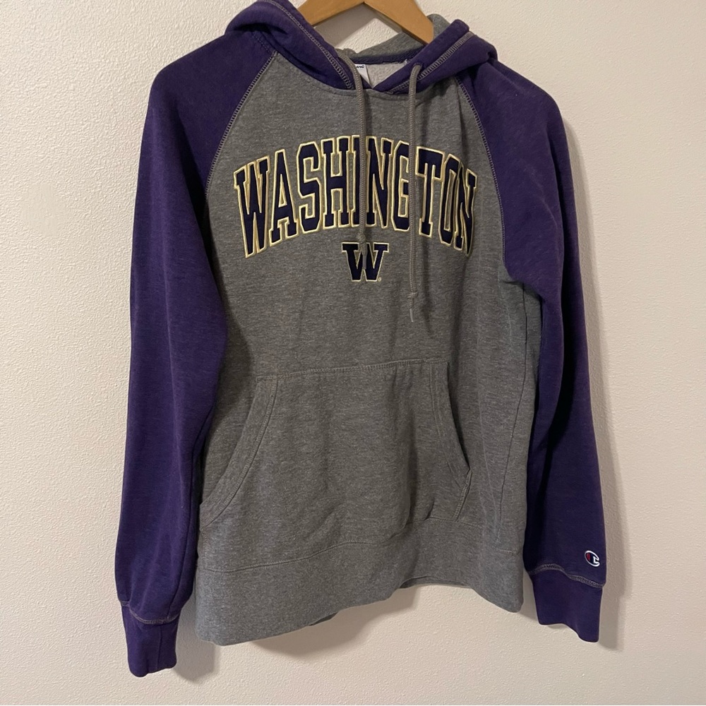 University of Washington Champion Embroidered Patch Spellout Gray Purple-M